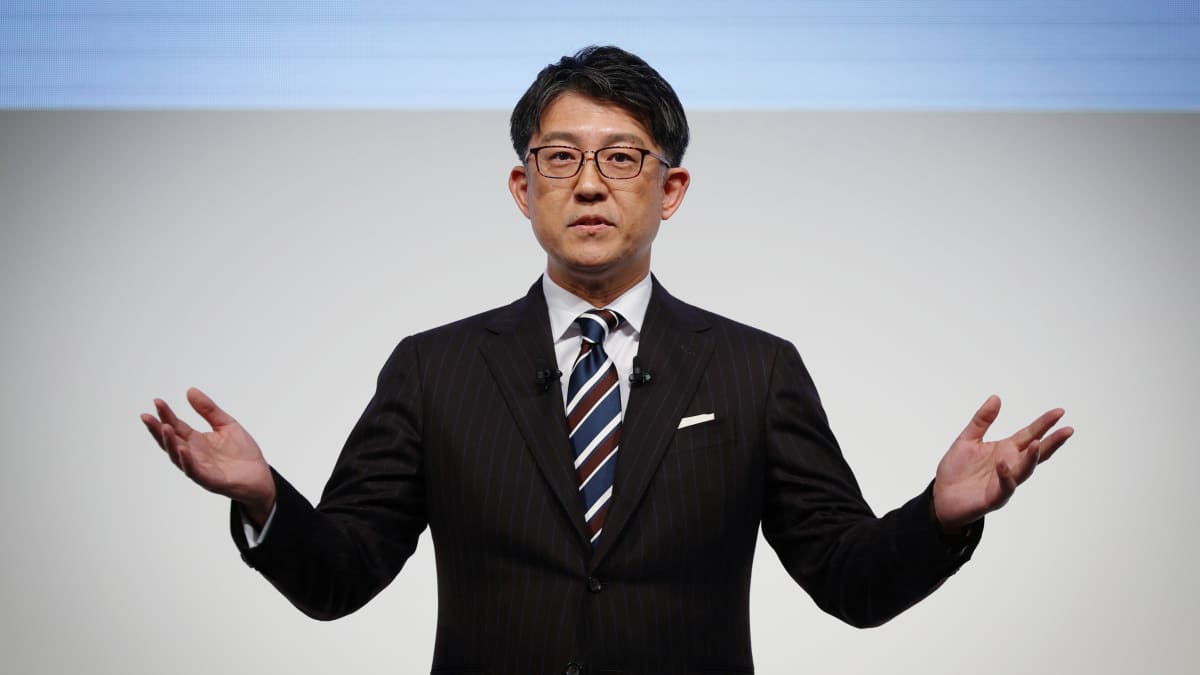 Toyota mempercepat peluncuran mobil listrik di bawah bos global baru