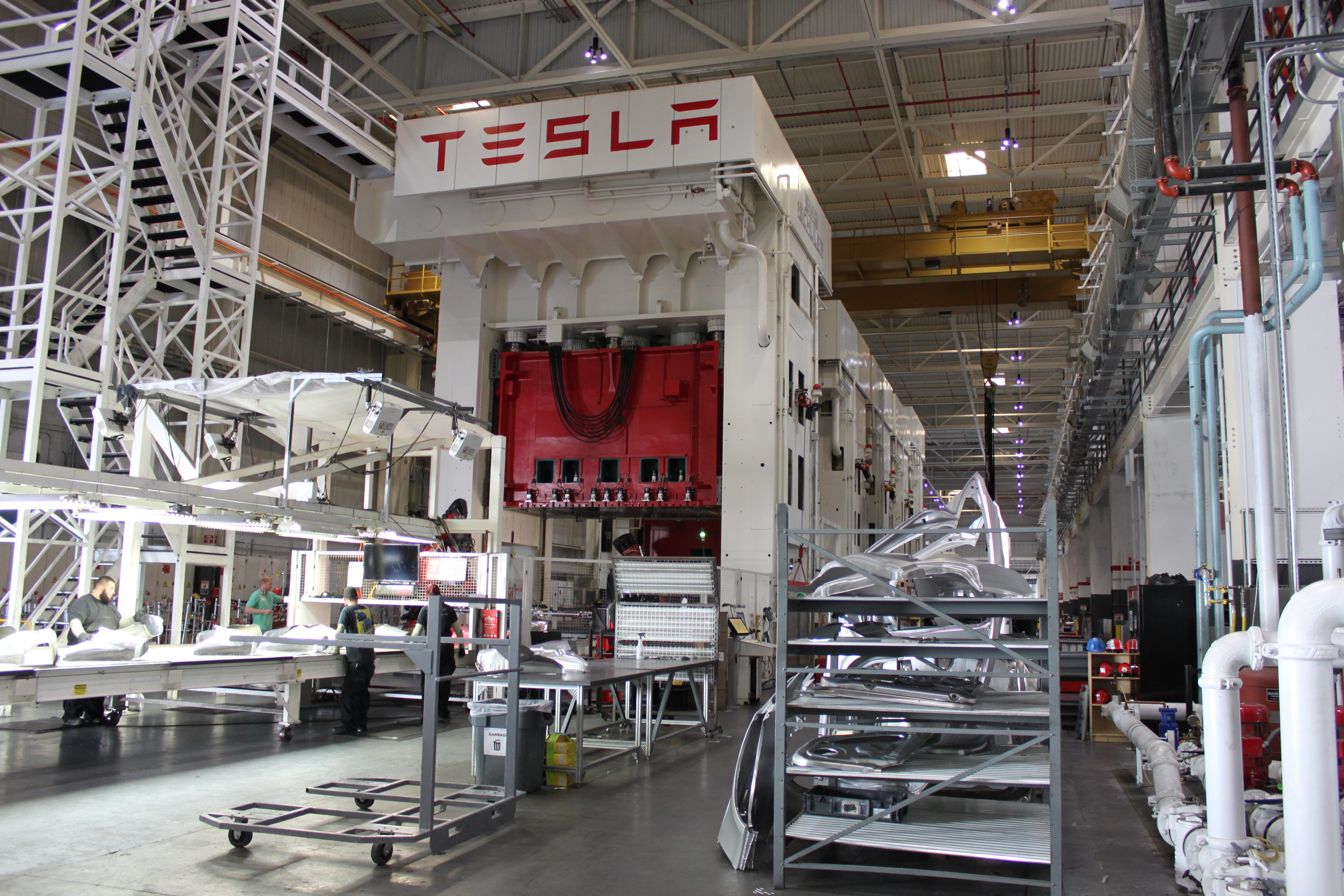 Pabrik Tesla