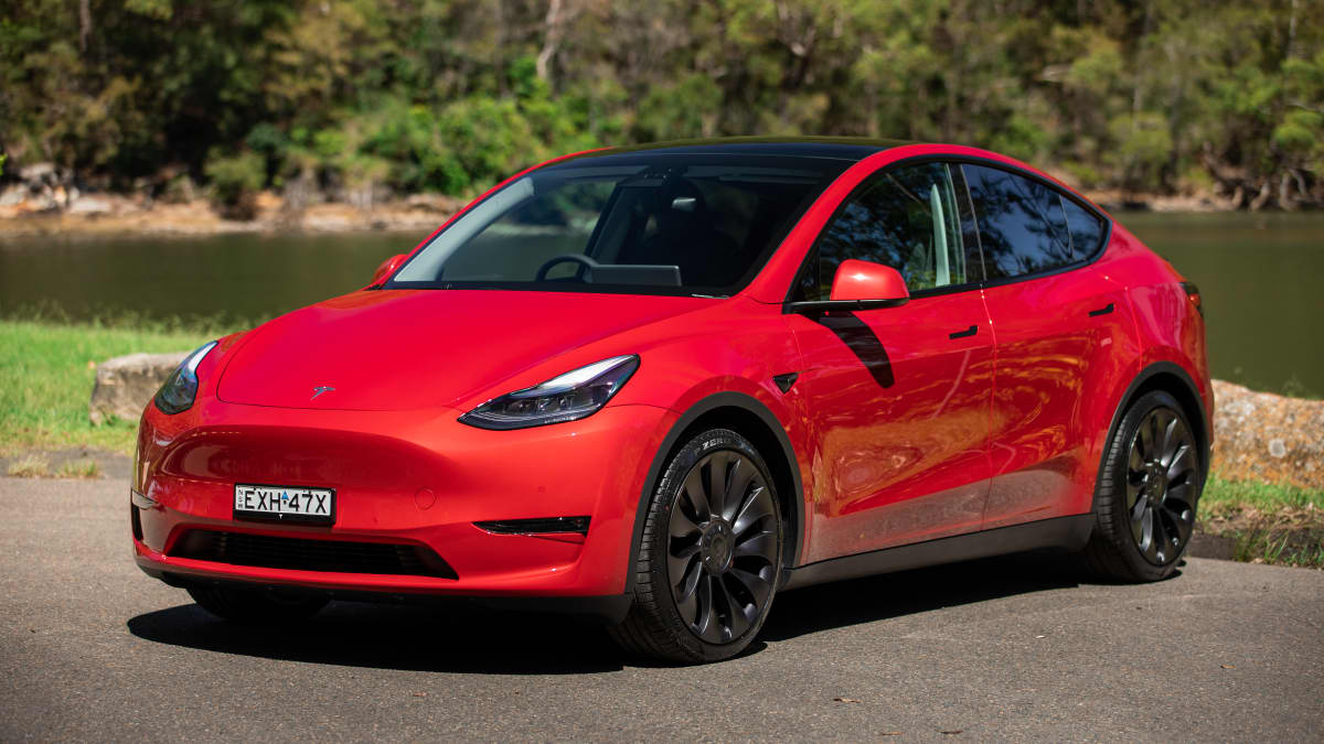 Perangkat lunak Full Self-Driving semi-otonom Tesla selangkah lebih dekat ke Australia